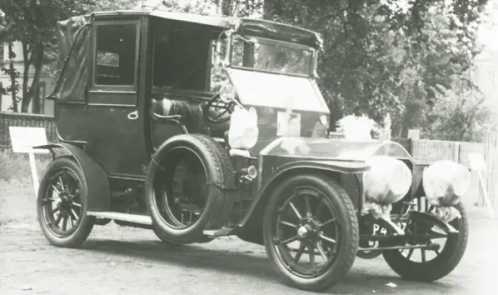 Framed Print : 1909 Cabriolet 30 horse power, D Grossmark Framed Print : 1909 Cabriolet 30 horse power, D Grossmark