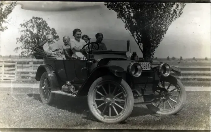 Framed Print : 1913 Buick Vintage Car, USA Framed Print : 1913 Buick Vintage Car, USA