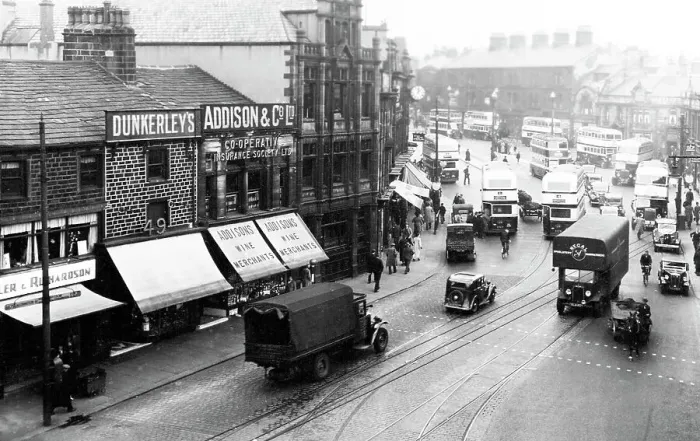 Framed Print : 1940s Cross Inn Burnley Probably Vintage Lantern