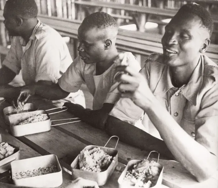 Framed Print : 1940s East Africa army - Askari soldiers at meal, Kenya Framed Print : 1940s East Africa army - Askari soldiers at meal, Kenya