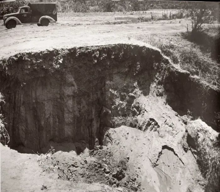 Framed Print : 1940s East Africa - erosion, Kenya Framed Print : 1940s East Africa - erosion, Kenya