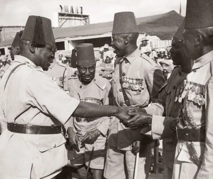 Framed Print : 1940s East Africa - soldiers Kenya, Kings African Rifles Framed Print : 1940s East Africa - soldiers Kenya, Kings African Rifles