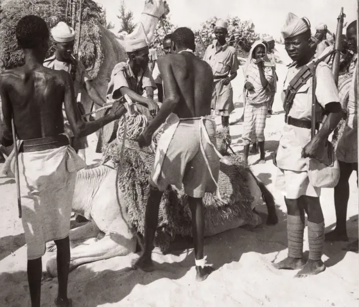Framed Print : 1940s East Africa -the market in Bardera - Somalia Framed Print : 1940s East Africa -the market in Bardera - Somalia
