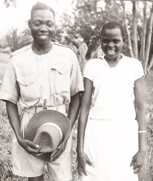 Framed Print : 1940s East Africa - Uganda - Askari soldier and girlfriend Framed Print : 1940s East Africa - Uganda - Askari soldier and girlfriend