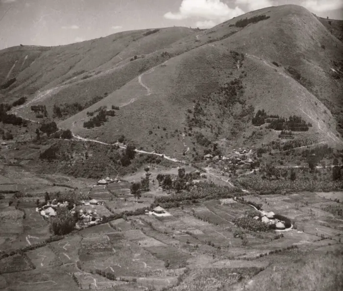Framed Print : 1940s East Africa - Uganda hills around Kabale Ankole Framed Print : 1940s East Africa - Uganda hills around Kabale Ankole
