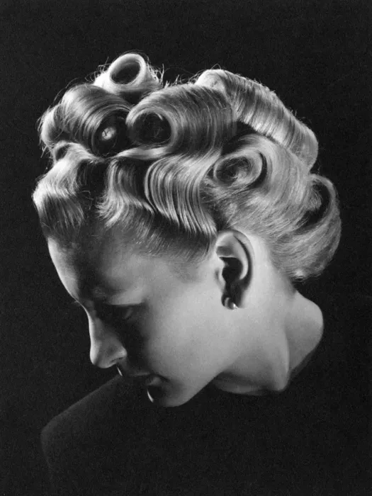 Framed Print : 1940s hairstyle Framed Print : 1940s hairstyle