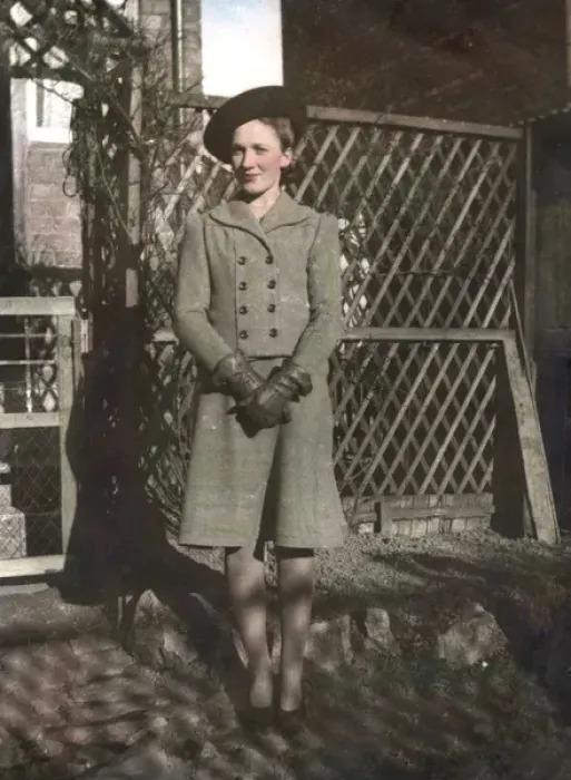 Framed Print : 1940s woman Framed Print : 1940s woman