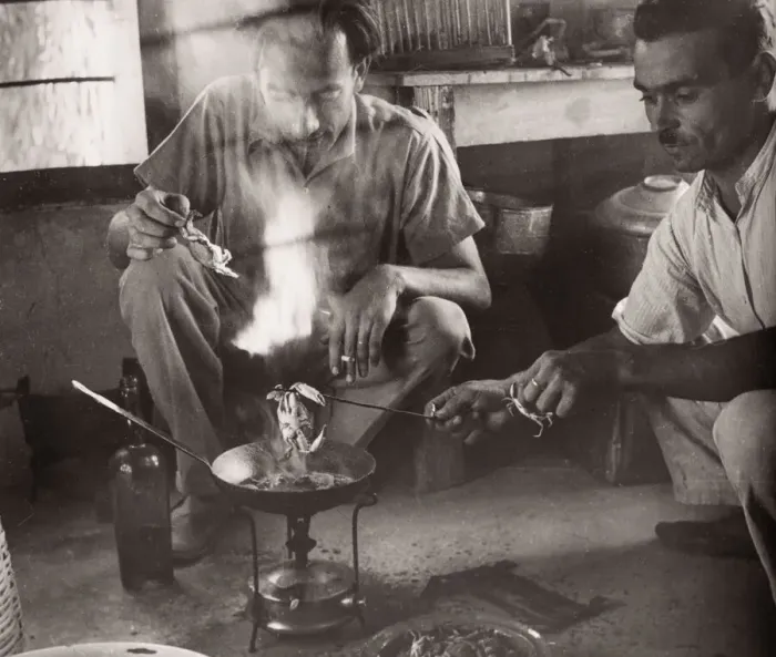 Framed Print : 1943 Syria - British soldier cooking sand crabs Framed Print : 1943 Syria - British soldier cooking sand crabs