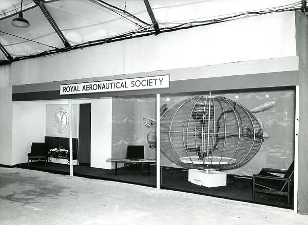 In 1966, for the first time, the Royal Aeronautical Soci?