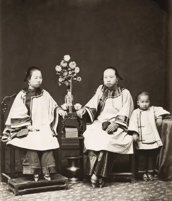 Framed Print : 19th century vintage photograph: Chinese women with bound feet Framed Print : 19th century vintage photograph: Chinese women with bound feet