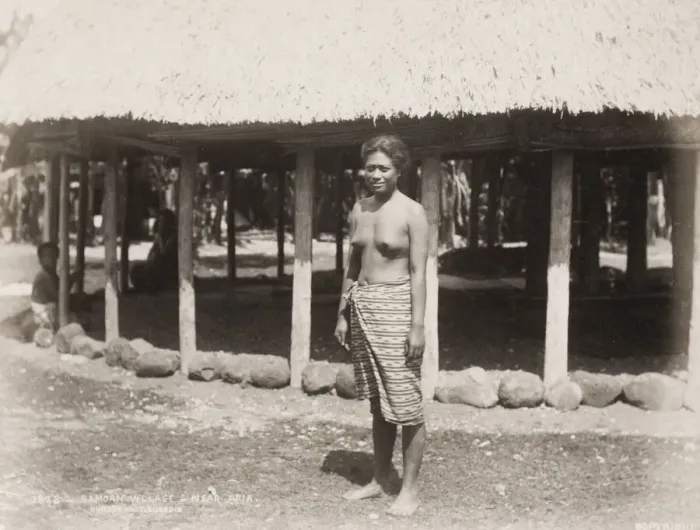 Framed Print : 19th century vintage photograph: woman in Samoan village, near Apia, Burton Bros Framed Print : 19th century vintage photograph: woman in Samoan village, near Apia, Burton Bros
