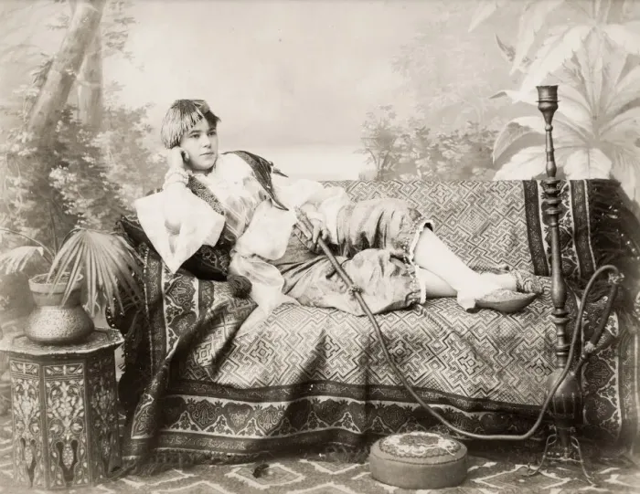 Framed Print : 19th century vintage photograph: young woman from either Egypt or Turkey on a chaise Framed Print : 19th century vintage photograph: young woman from either Egypt or Turkey on a chaise