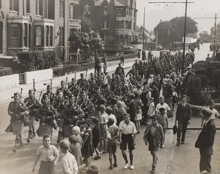 Framed Print : 1st Battalion Highland Light Infantry march down Military Hi Framed Print : 1st Battalion Highland Light Infantry march down Military Hi