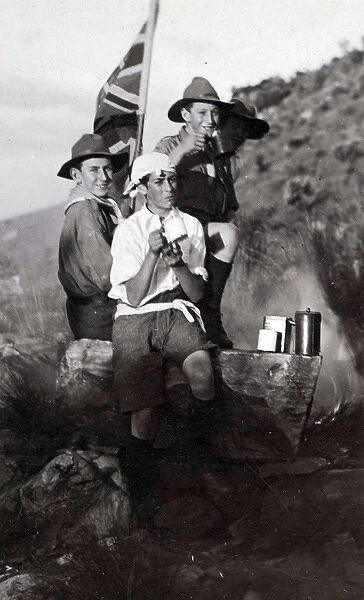 1st Bellevue Scouts making drinks