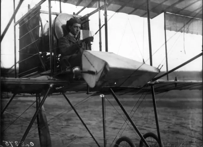 Framed Print : A 21-year-old Thomas Octave Murdoch Sopwith Framed Print : A 21-year-old Thomas Octave Murdoch Sopwith