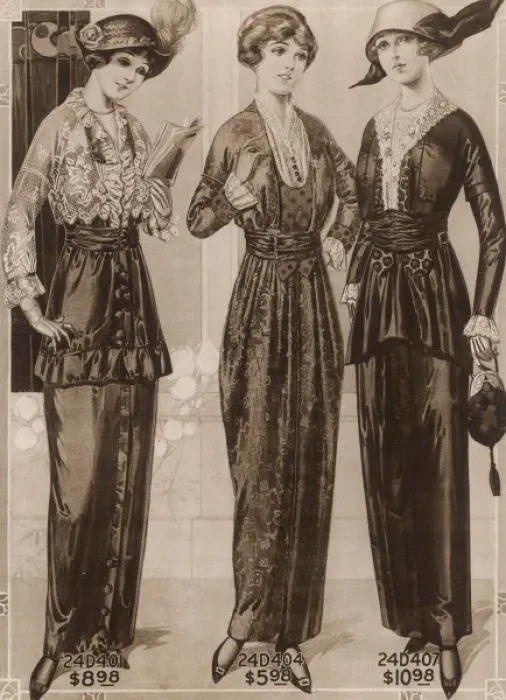 Framed Print : 3 DRESSES OF 1914