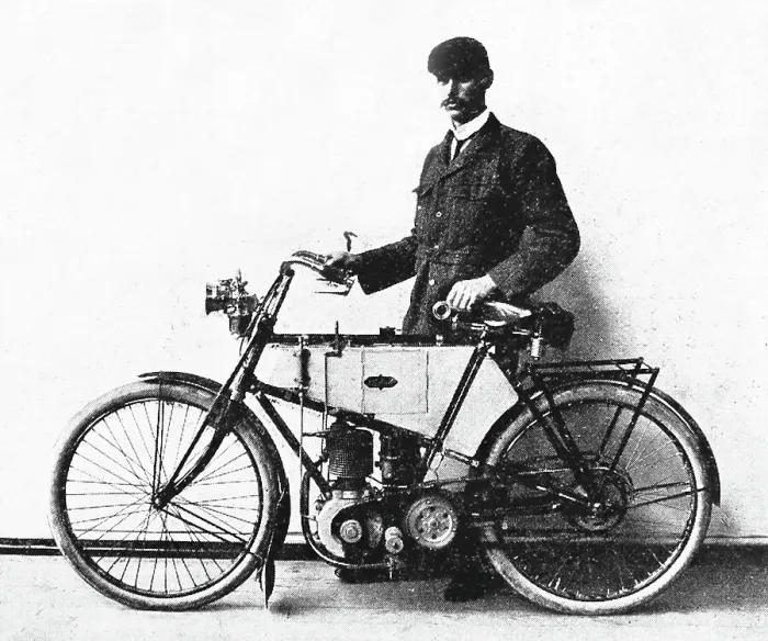 Framed Print : 3 HP Raleigh motorcycle, early 1900s Framed Print : 3 HP Raleigh motorcycle, early 1900s