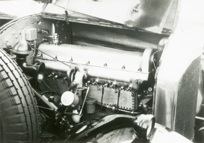Framed Print : 40 / 50 Napier T chassis, 1921 Saloon Framed Print : 40 / 50 Napier T chassis, 1921 Saloon