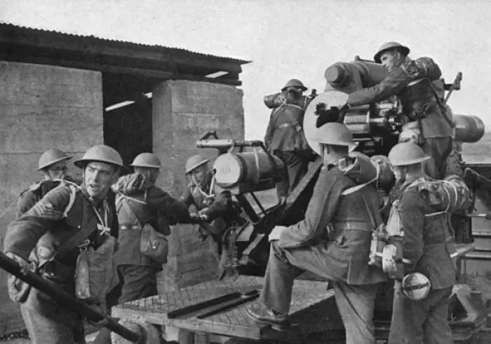 Framed Print : A 9. 2 Howitzer in action, 1939 Framed Print : A 9. 2 Howitzer in action, 1939