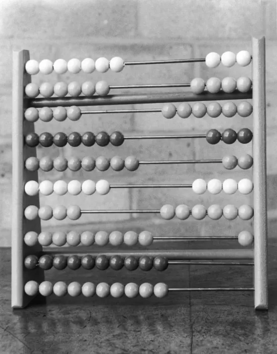 Framed Print : AN ABACUS. An abacus adding machine Framed Print : AN ABACUS. An abacus adding machine