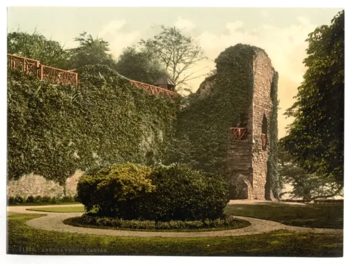Framed Print : Abergravenny Castle, Abergravenny i. e. Abergavenny, England Framed Print : Abergravenny Castle, Abergravenny i. e. Abergavenny, England