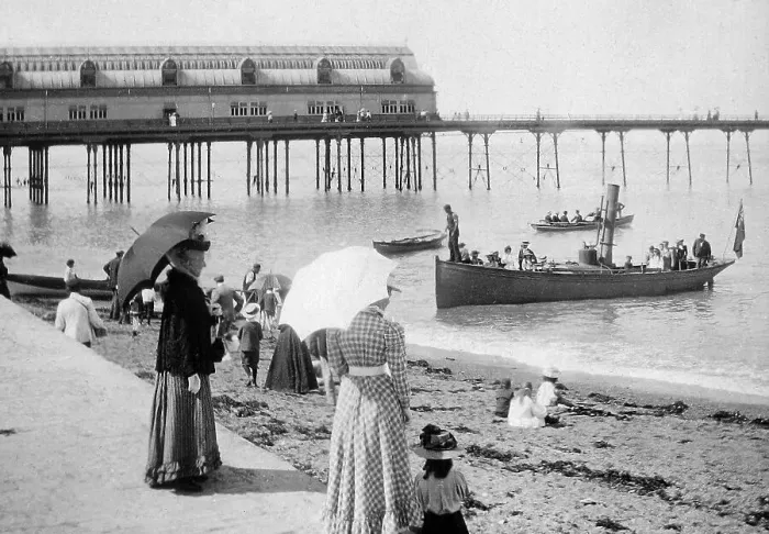 Framed Print : Aberystwyth Pier, Wales Framed Print : Aberystwyth Pier, Wales
