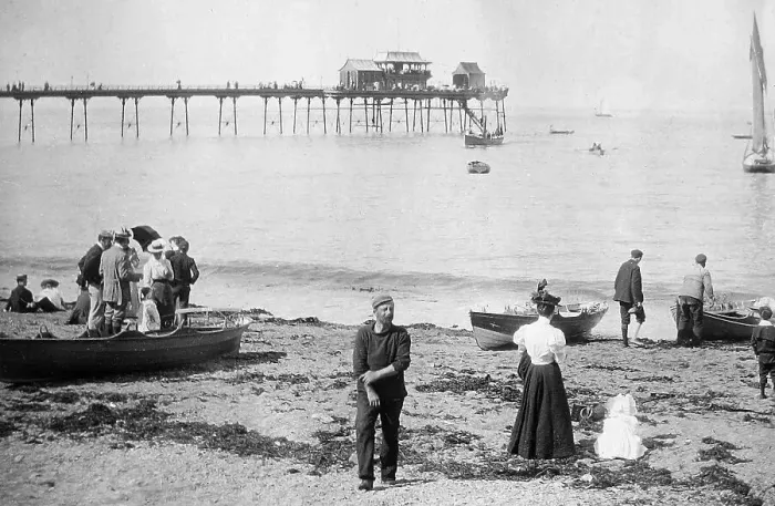 Framed Print : Aberystwyth Pier, Wales
