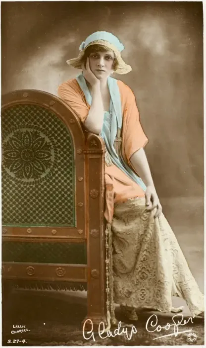 Framed Print : Actress Gladys Cooper Framed Print : Actress Gladys Cooper