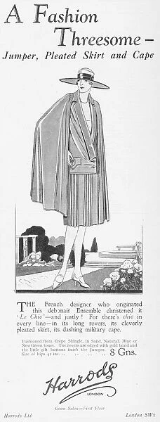 Advert for a French fashion ensemble called Le