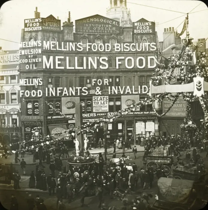 Framed Print : Advertising Mellins Food at Ludgate Circus Framed Print : Advertising Mellins Food at Ludgate Circus