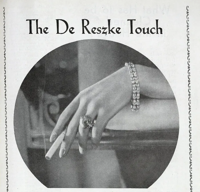 Framed Print : Advert for De Reszke Minors, a range of cigarettes smaller than their standard Americans range. Date: 1932 Framed Print : Advert for De Reszke Minors, a range of cigarettes smaller than their standard Americans range. Date: 1932