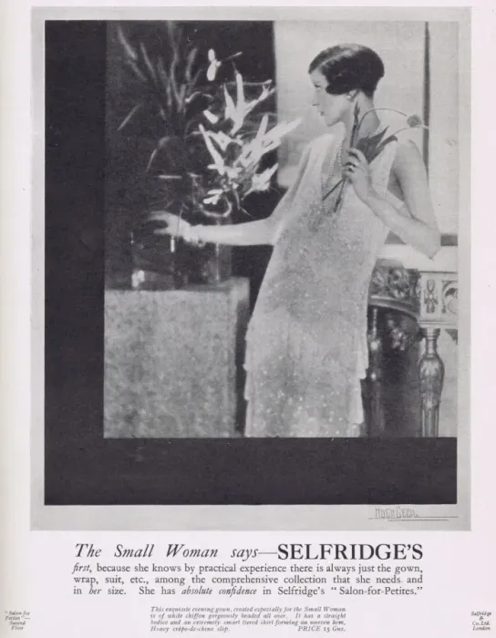 Framed Print : Advert for Selfridges, 1927 Framed Print : Advert for Selfridges, 1927
