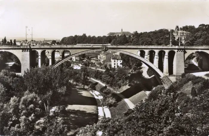Framed Print : Adolphe Bridge, Luxembourg City, Luxembourg Framed Print : Adolphe Bridge, Luxembourg City, Luxembourg