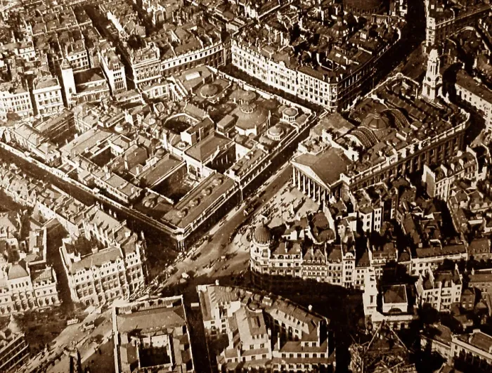 Framed Print : Aerial view of the Bank of England, London Framed Print : Aerial view of the Bank of England, London