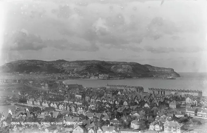 Framed Print : Aerial View of Llandudno and Craig-y-Don Framed Print : Aerial View of Llandudno and Craig-y-Don
