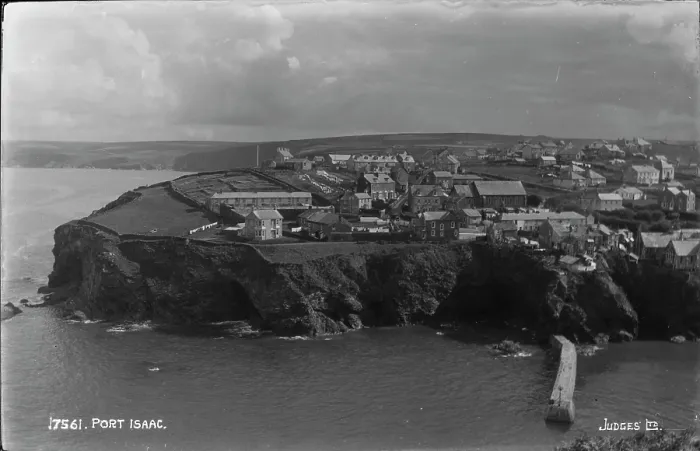 Framed Print : Aerial View of Port Isaac Framed Print : Aerial View of Port Isaac