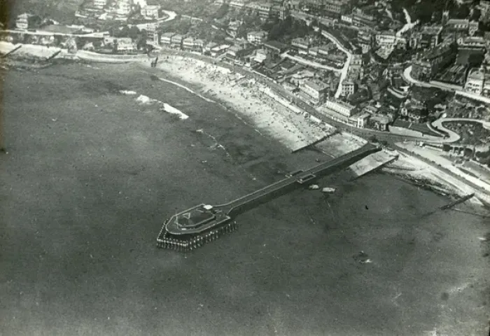 Framed Print : Aerial view of Ventnor, Isle of Wight Framed Print : Aerial view of Ventnor, Isle of Wight