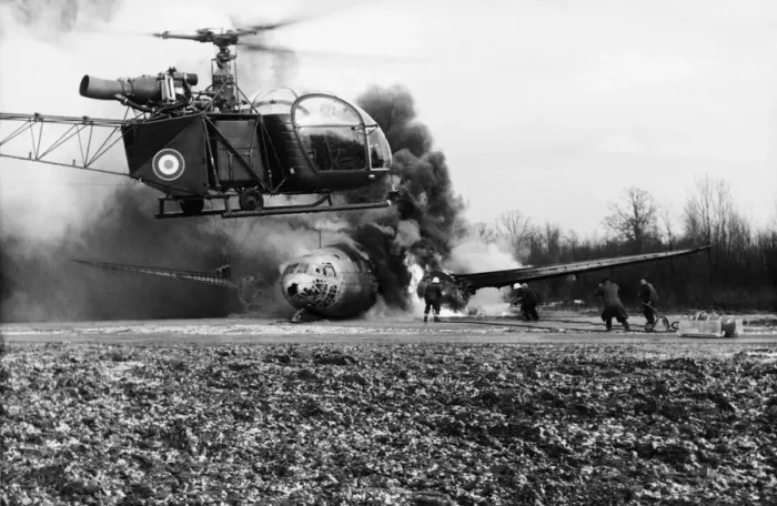 Framed Print : Aerospatiale SA-315 Alouette II / 2 Framed Print : Aerospatiale SA-315 Alouette II / 2
