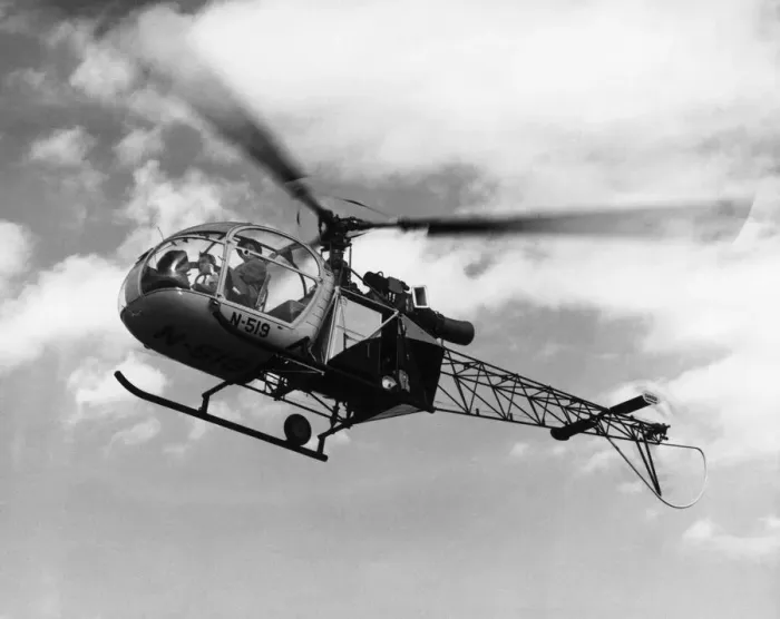Framed Print : Aerospatiale SA-315 Alouette II / 2 Framed Print : Aerospatiale SA-315 Alouette II / 2