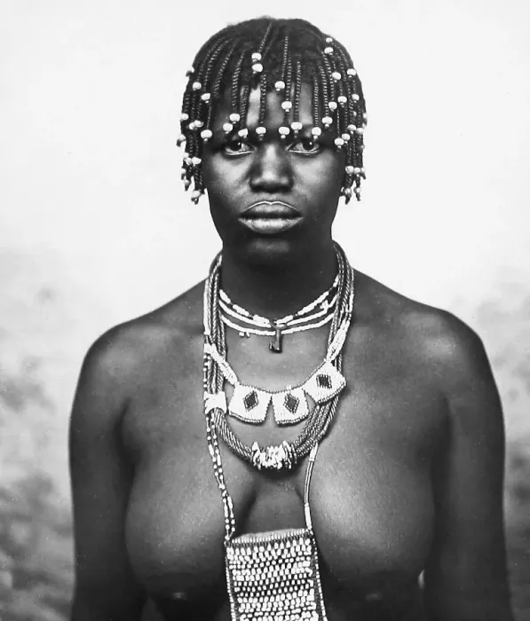 Framed Print : Africa Zulu Girl pre-1900 Framed Print : Africa Zulu Girl pre-1900