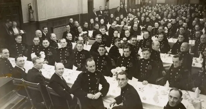 Framed Print : AFS Bromley firefighters at tables, Bromley, Kent, WW2 Framed Print : AFS Bromley firefighters at tables, Bromley, Kent, WW2