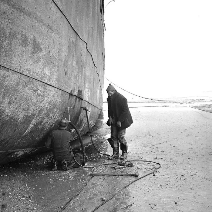: Aghios Georgios II beached at Pevensey Bay, Sussex : Aghios Georgios II beached at Pevensey Bay, Sussex