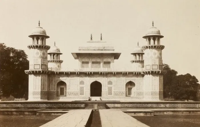 Framed Print : Agra, India - The Jewel Box Tomb Framed Print : Agra, India - The Jewel Box Tomb