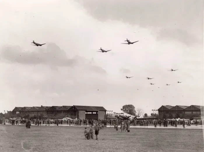 Framed Print : Air display at RAF Abingdon Framed Print : Air display at RAF Abingdon