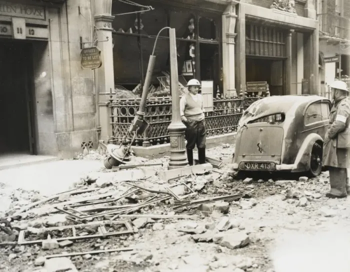 Framed Print : Air Raid damage off Piccadilly during the Blitz Framed Print : Air Raid damage off Piccadilly during the Blitz