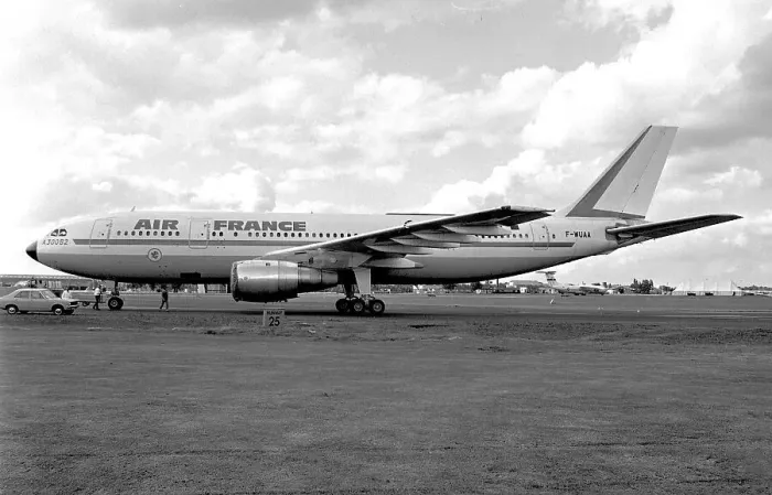 Framed Print : Airbus A300B2 F-WUAA Framed Print : Airbus A300B2 F-WUAA