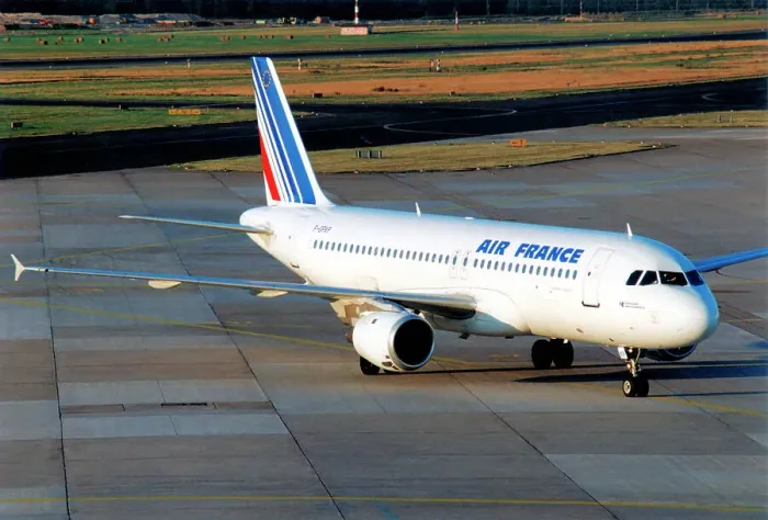 Framed Print : Airbus A320-211 F-GFKP Framed Print : Airbus A320-211 F-GFKP