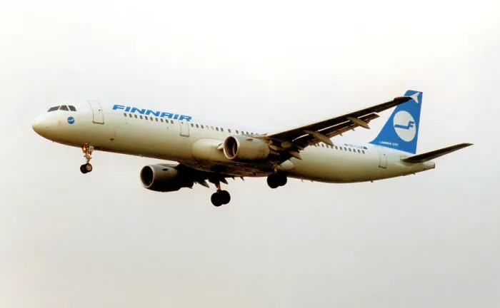 Framed Print : Airbus A321-211 (PCF) OH-LZB Framed Print : Airbus A321-211 (PCF) OH-LZB