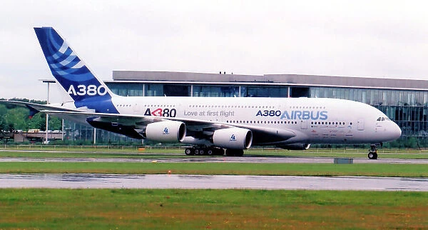 Airbus A380-841 F-WWOW (msn 001), at the SBAC Farnborough International Air Show on 21 July 2006. Date: 2006