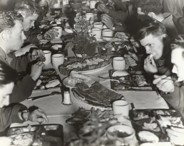 Framed Print : Airmen Eating Meals at the Headquarters of the USAFe 85t? Framed Print : Airmen Eating Meals at the Headquarters of the USAFe 85t?